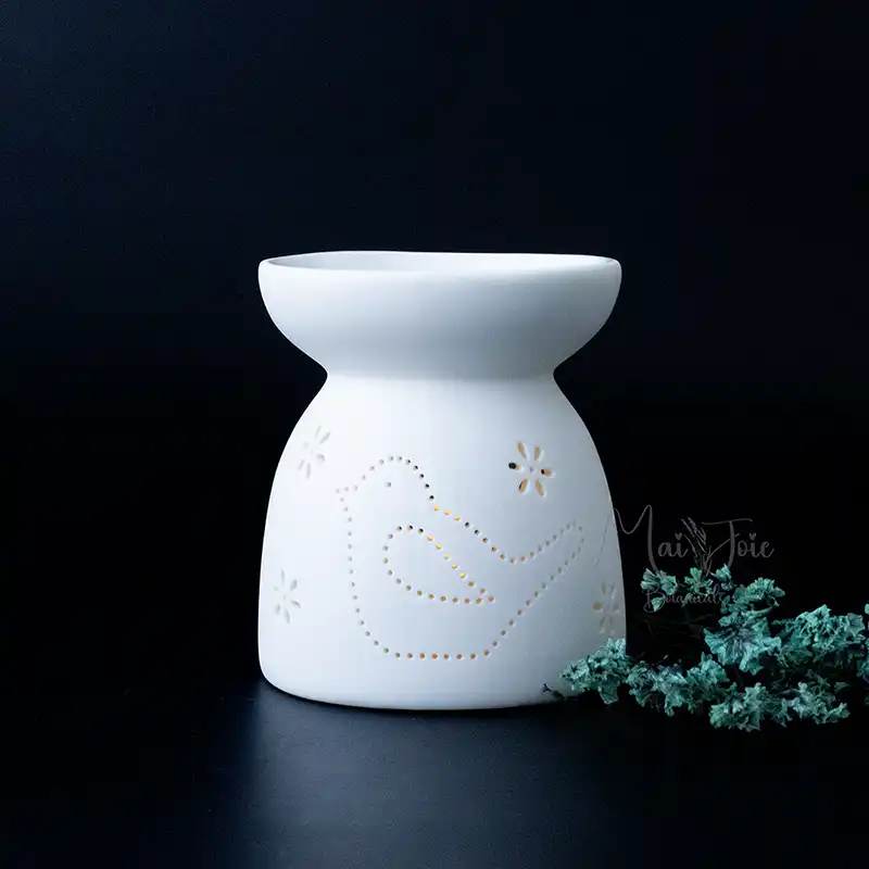 White Bird Detail Porcelain Oil Burner